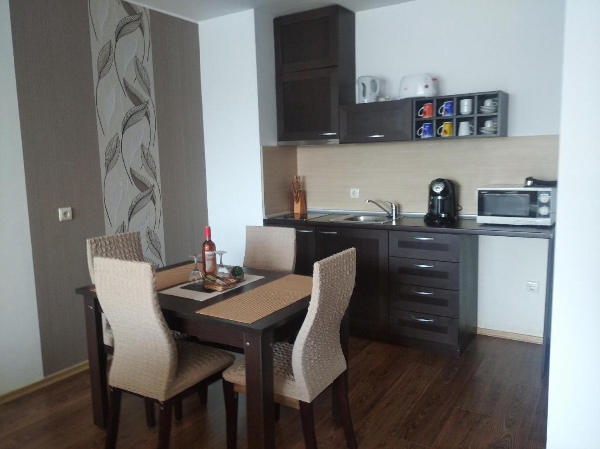 Διαμέρισμα илен 433 Royal Towers *
