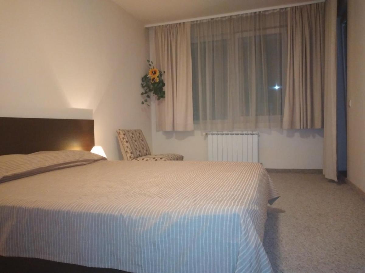 илен 433 Royal Towers Daire *
